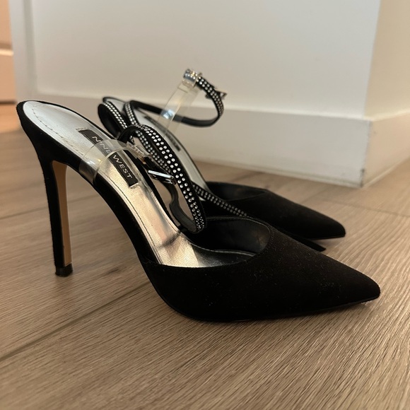 Nine West Black Ankle Strap Heels Frant Pointed Toe Pump - Picture 2 of 5